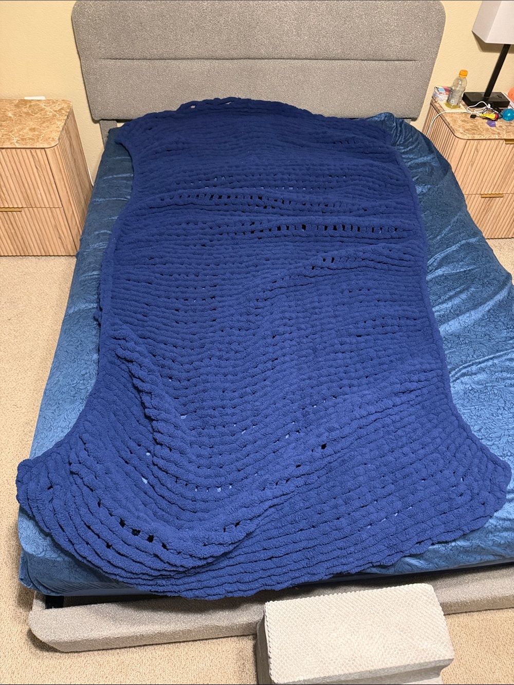 Deep Blue Chunky Knit Throw Blanket - Home Bedding
